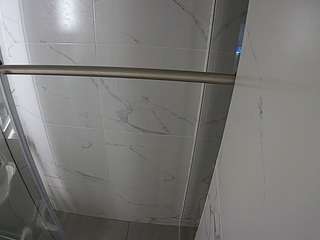 voyeurcam-casa-salsa-bathroom-9