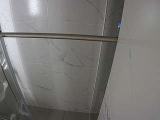 voyeurcam-casa-salsa-bathroom-9