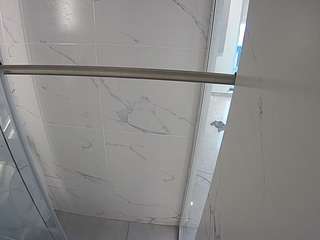 voyeurcam-casa-salsa-bathroom-9