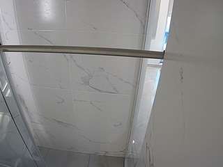 voyeurcam-casa-salsa-bathroom-9