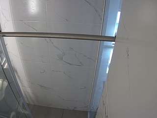 voyeurcam-casa-salsa-bathroom-9