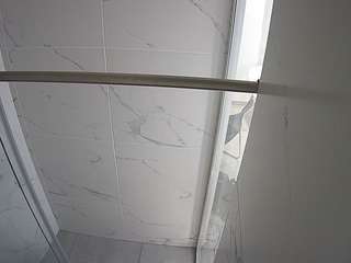 voyeurcam-casa-salsa-bathroom-9