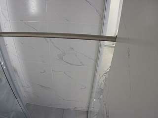 voyeurcam-casa-salsa-bathroom-9