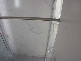 voyeurcam-casa-salsa-bathroom-9