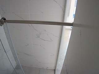 voyeurcam-casa-salsa-bathroom-9