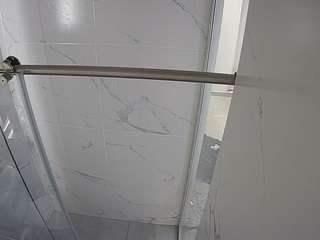 voyeurcam-casa-salsa-bathroom-9