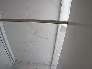 voyeurcam-casa-salsa-bathroom-9