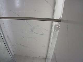 voyeurcam-casa-salsa-bathroom-9