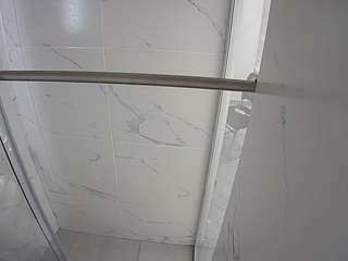 voyeurcam-casa-salsa-bathroom-9