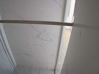 voyeurcam-casa-salsa-bathroom-9