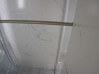 voyeurcam-casa-salsa-bathroom-9