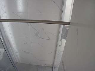voyeurcam-casa-salsa-bathroom-9