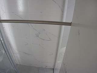 voyeurcam-casa-salsa-bathroom-9