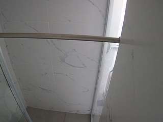 voyeurcam-casa-salsa-bathroom-9