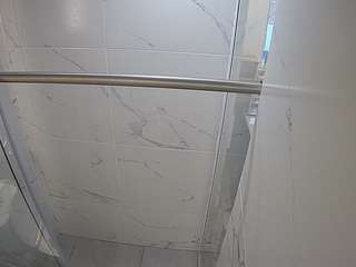 voyeurcam-casa-salsa-bathroom-9