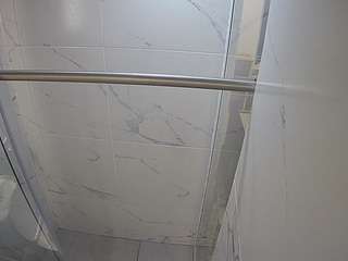voyeurcam-casa-salsa-bathroom-9