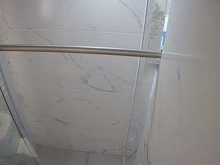 voyeurcam-casa-salsa-bathroom-9