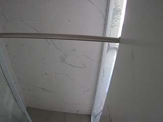 voyeurcam-casa-salsa-bathroom-9