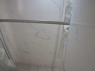 voyeurcam-casa-salsa-bathroom-9