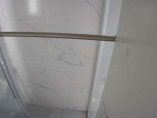 voyeurcam-casa-salsa-bathroom-9