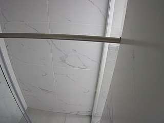 voyeurcam-casa-salsa-bathroom-9