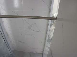 voyeurcam-casa-salsa-bathroom-9