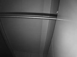 voyeurcam-casa-salsa-bathroom-9