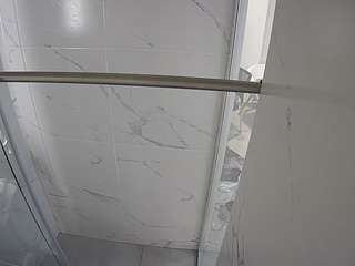 voyeurcam-casa-salsa-bathroom-9
