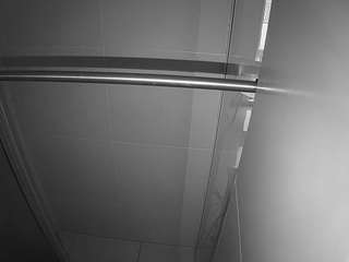 voyeurcam-casa-salsa-bathroom-9