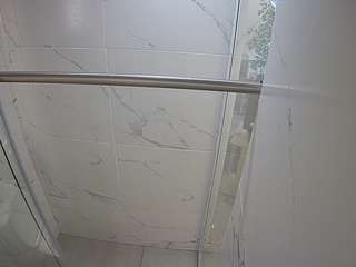 This model is live right now. voyeurcam-casa-salsa-bathroom-9