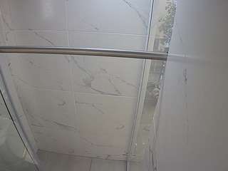 यह मॉडल अभी लाइव है. voyeurcam-casa-salsa-bathroom-9