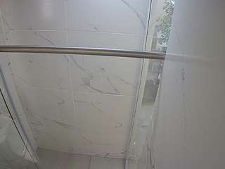 Questo modello è in diretta ora. voyeurcam-casa-salsa-bathroom-9