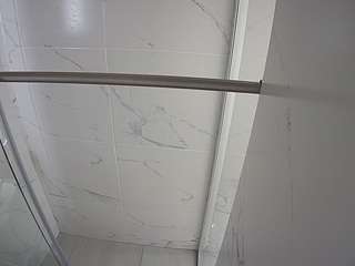 Dieses Model ist jetzt live. voyeurcam-casa-salsa-bathroom-9