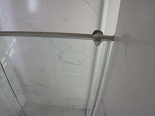 voyeurcam-casa-salsa-bathroom-9
