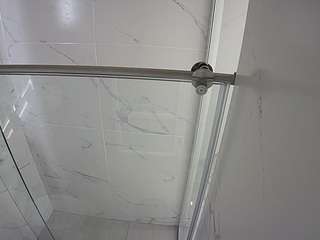 voyeurcam-casa-salsa-bathroom-9