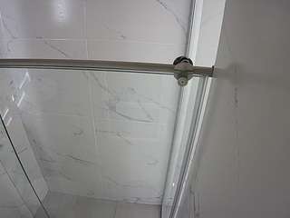 voyeurcam-casa-salsa-bathroom-9