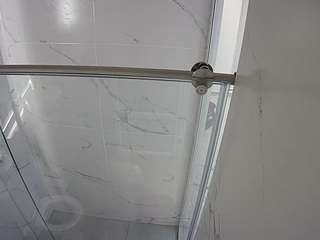 voyeurcam-casa-salsa-bathroom-9