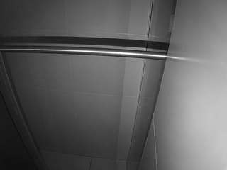 voyeurcam-casa-salsa-bathroom-9