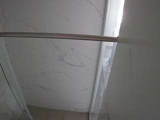 voyeurcam-casa-salsa-bathroom-9
