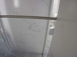 voyeurcam-casa-salsa-bathroom-9