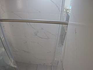 voyeurcam-casa-salsa-bathroom-9