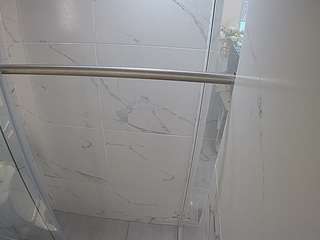 voyeurcam-casa-salsa-bathroom-9