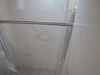 voyeurcam-casa-salsa-bathroom-9