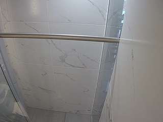 voyeurcam-casa-salsa-bathroom-9