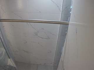voyeurcam-casa-salsa-bathroom-9