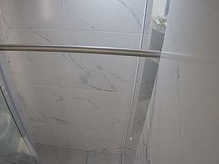 voyeurcam-casa-salsa-bathroom-9