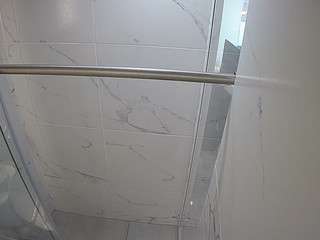 voyeurcam-casa-salsa-bathroom-9