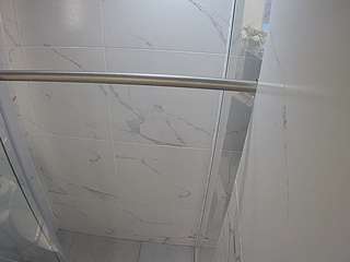 voyeurcam-casa-salsa-bathroom-9