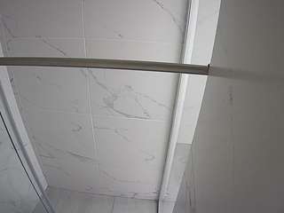 voyeurcam-casa-salsa-bathroom-9
