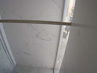 voyeurcam-casa-salsa-bathroom-9